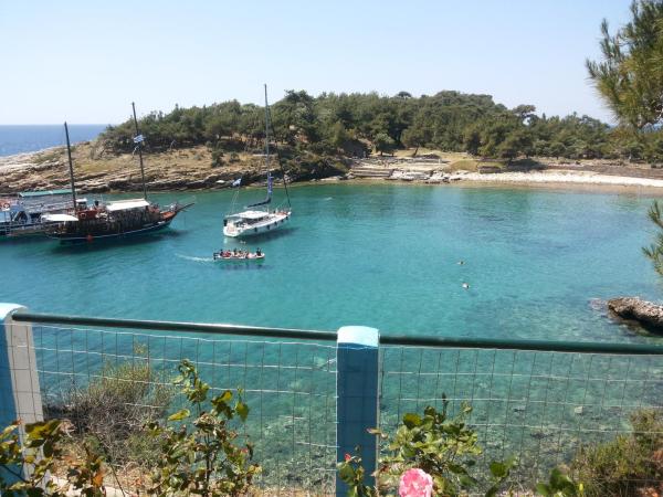 Gorgona Rooms, 예약  Alyki Thassos