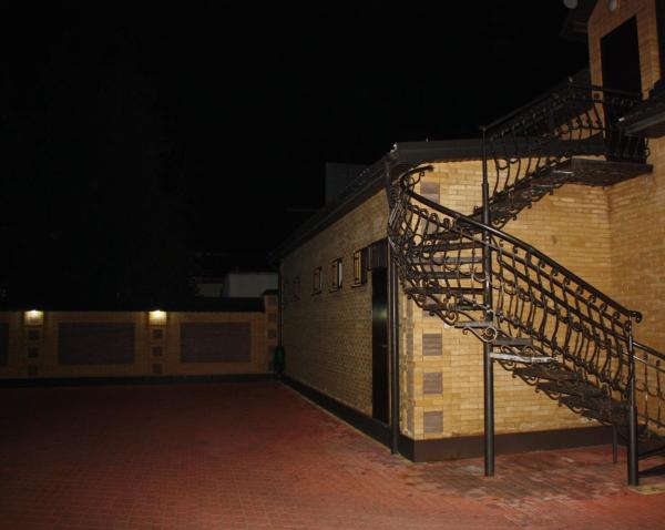 Guest House on Idarova 16