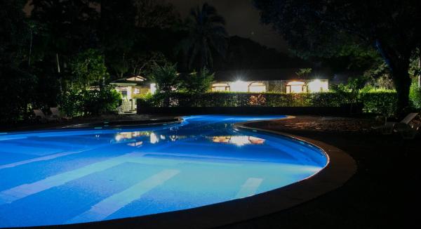 Malekus Mountain Lodge, 예약 호텔 Aguas Claras 알라후엘라