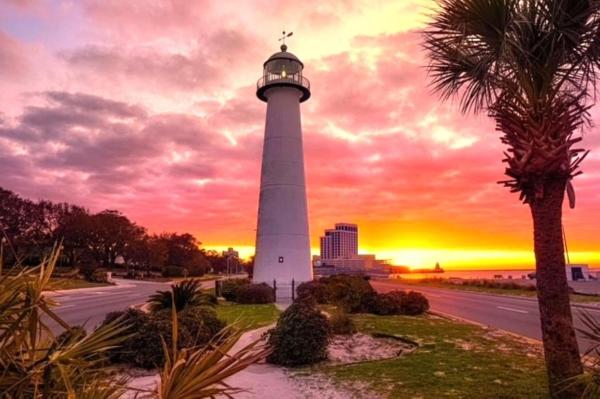Royal Holiday Beach Resort, 예약 콘도 호텔 빌럭시 Mississippi Gulf Coast
