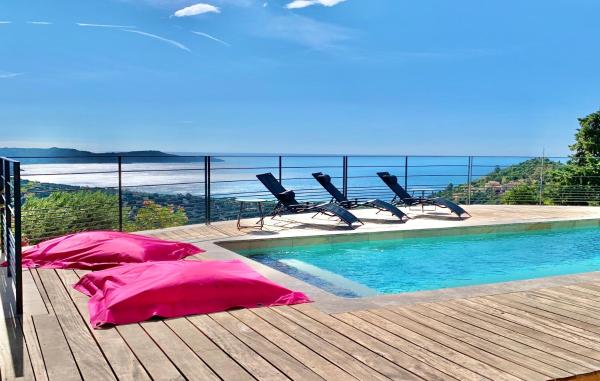 Découvrez la Villa « The View », 예약 빌라 카발레르쉬르메르 Gulf of Saint Tropez