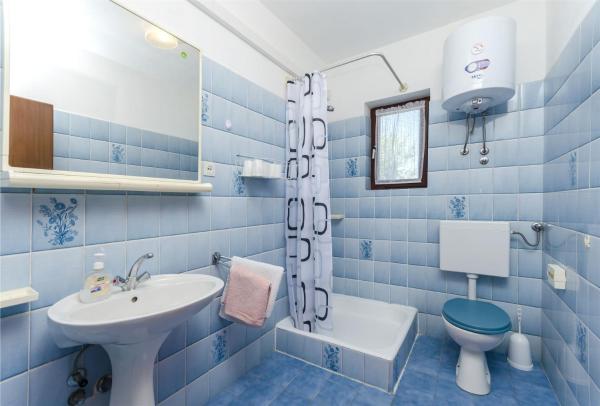 Apartments and Rooms Antee