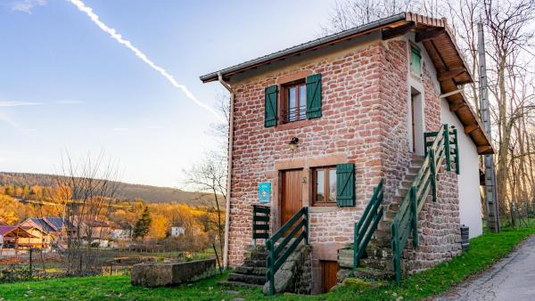 Gîte le Fournil des Vosges, 예약 휴가용 주택 두쎌르 로레인