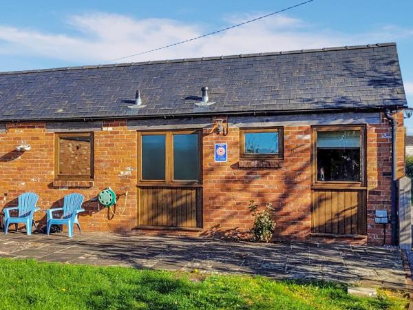 Bramble Barn, 예약 휴가용 주택 Tortworth Merseyside