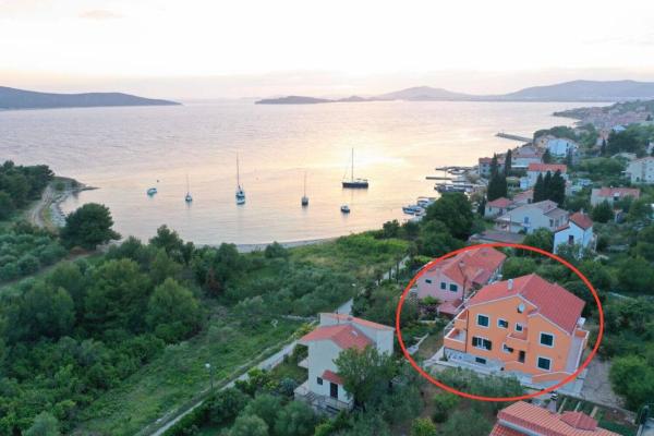 Apartments Delfin, 예약 호텔 Prvić Šepurine Šibenik Islands