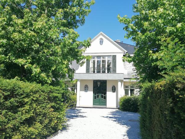 Villa Julian Doppelzimmer, 예약  Aurich 쿡스하펜