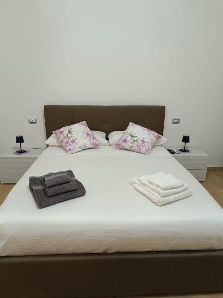 La casetta di Nena, 예약  산테우페미아 라메지아 칼라브리아