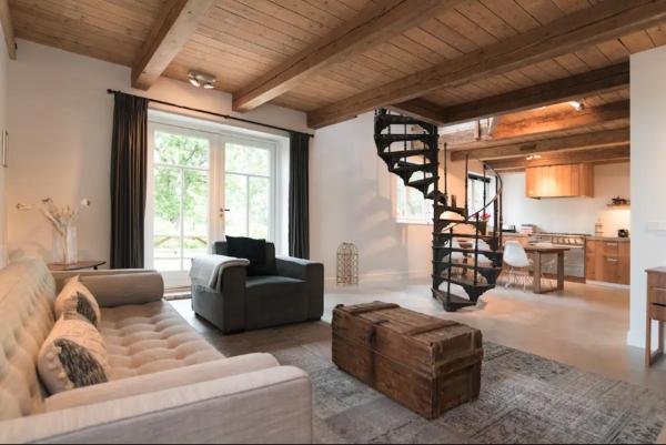 Beautiful House in The Middle of Nature, 예약  Abcoude Flevoland