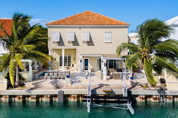 Abundance and Prosperity Villa, 예약  Long Bay Hills Providenciales