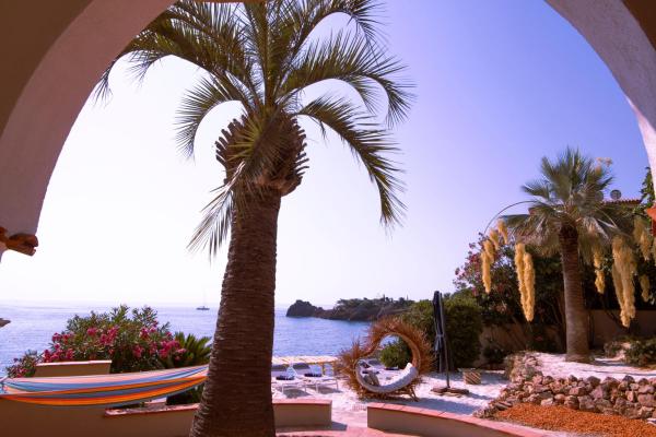 Villa de prestige en bord de mer dans la baie de Cannes, 예약  Theoule-sur-Mer Alpes-Maritimes