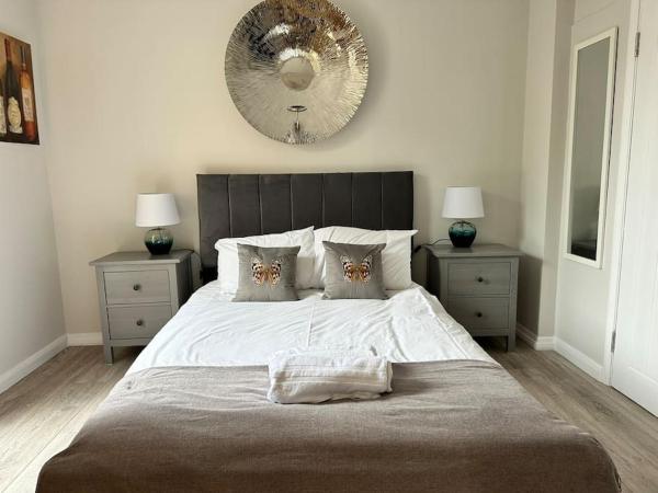 Studios 4&5 - Dedworth Road, Windsor, 예약  윈저 Berkshire