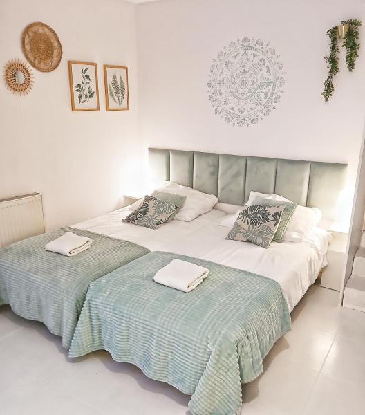 KRK stop near airport, 예약  Cholerzyn 말로폴스키