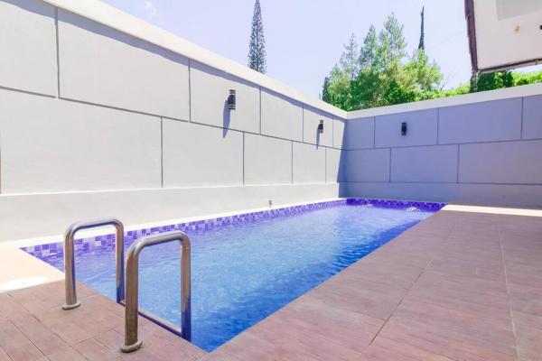 Villa Panderman 58 with Private Pool and Karaoke, 예약  Tlekung 동자바