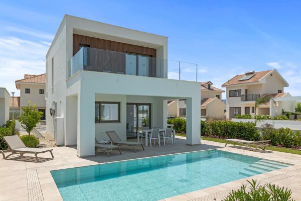 Serenity Waves Villa 19, 예약  라르나카 라르나카
