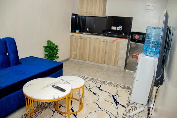 DefiniteHomes3 - Fully furnished studio apartment with a rooftop restaurant near JKIA Airport, SGR Terminus, Downtown, 예약  Nairobi 스파 호텔, 스파