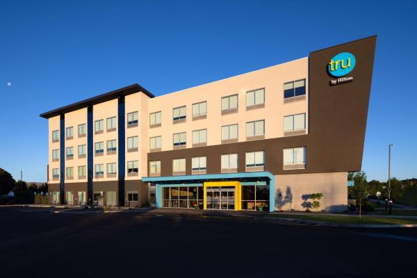 Tru By Hilton Yakima Airport, 예약  야키마 Yakima Valley