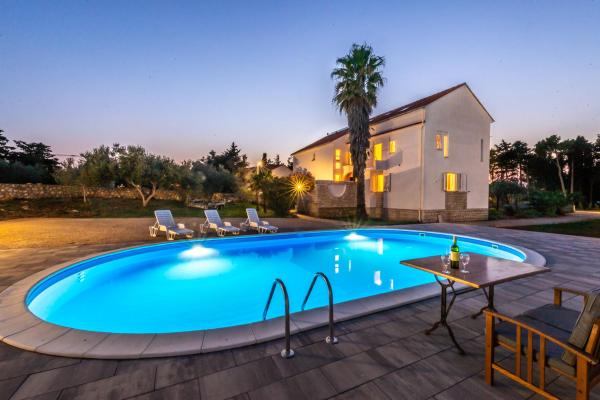 Villa Christina, 예약 게스트하우스 Novalya Zadar County