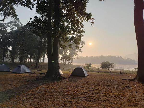 Chandubi Eco Camp of wave Ecotourism, 예약  Barduār Assam