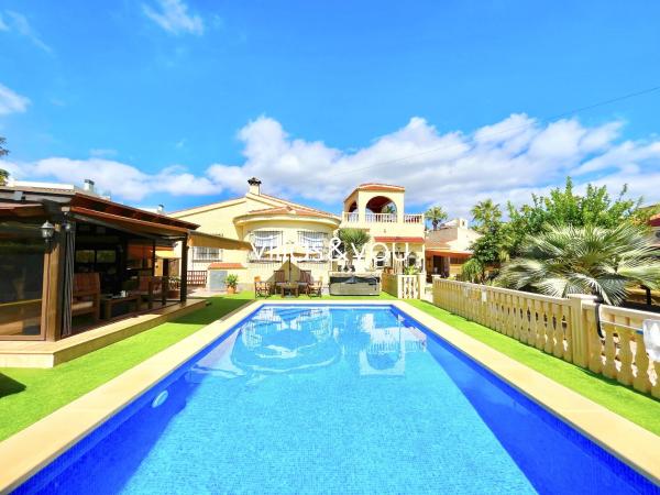 Villa Agave Ciudad Quesada by Villas&You, 예약  Rojales 블랑카 해안