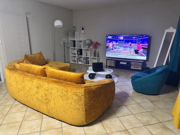 Chambre double chez habitant, 예약 호텔 Fleury Les Aubrais Centre