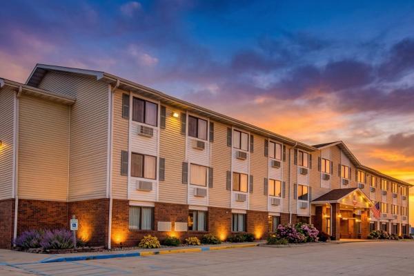 Capital O Amerihost Inn and Suites Kingdom City Hwy 54 MO, 예약  킹덤시티 미주리