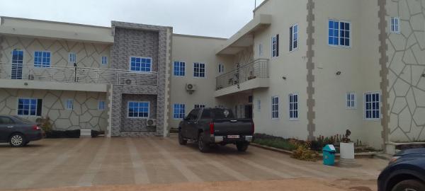 Dankay City Lodge, 예약  Abesem Brong-Ahafo
