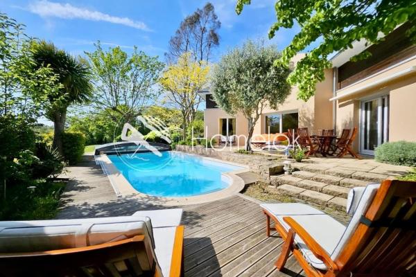 Luxury ! Villa avec piscine - Vue 180 sur le golf, 예약  Gestel 브리태니