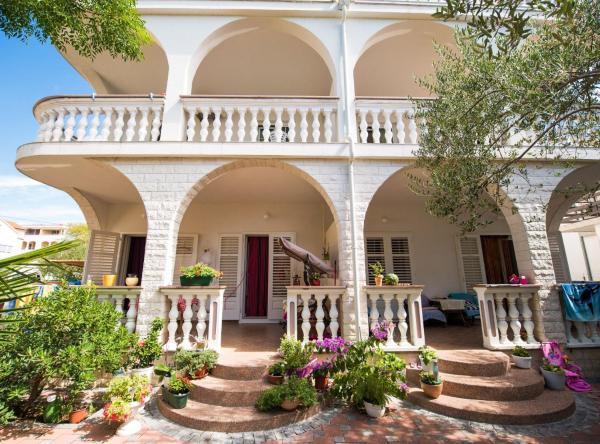 Apartments Gabi, 예약  Srima Sibenik-Knin County