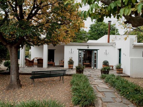 Karoo Cypress Guesthouse, 예약  Graaff-Reinet Eastern Cape