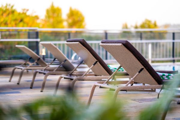 Ngolu Hotel and Residences, 예약  Kitui 케냐