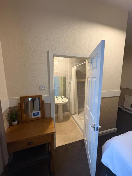 Runcorn Jubilee Guest House, 예약  렁컨 Cheshire