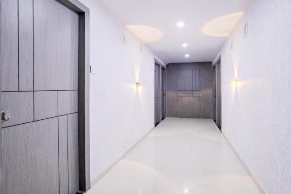 Hotel O 7 Square Hotel, 예약  Rānder Gujarat