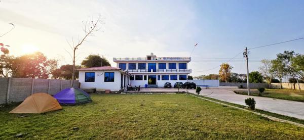 The Khajuraho Heritage Retreat, 예약  Madhya Pradesh 수영장 있는 호텔, 수영장