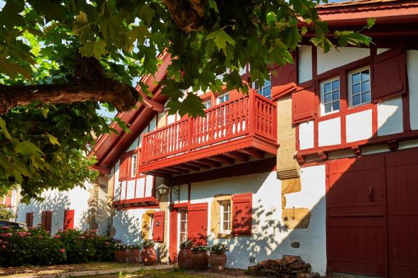 Maison Dominxenea, 예약  Sare French Basque Country
