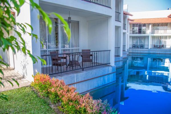 The Covanro Airport Hotel - Katunayake, 예약 호텔 Veyangoda Gampaha District